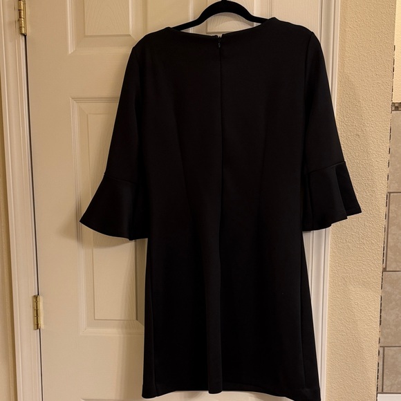 New York & Company Women’s Black Women's office Dress size Medium bell sleeves - Picture 6 of 6